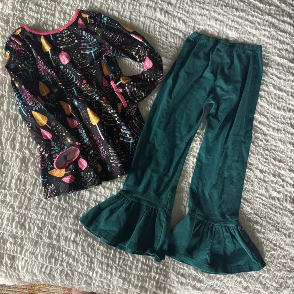 Lily & Londyn’s girls size 6 long sleeve tunic shirt/dress and ruffle pants